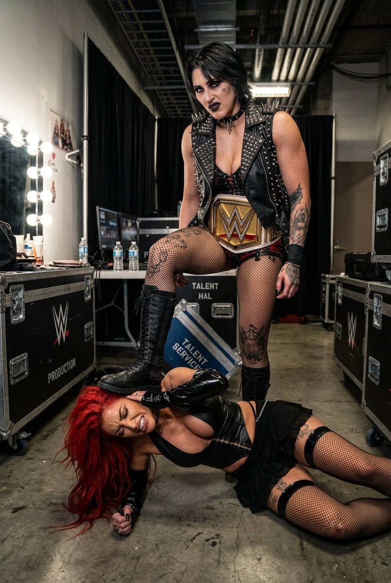 Eva Marie tweet media