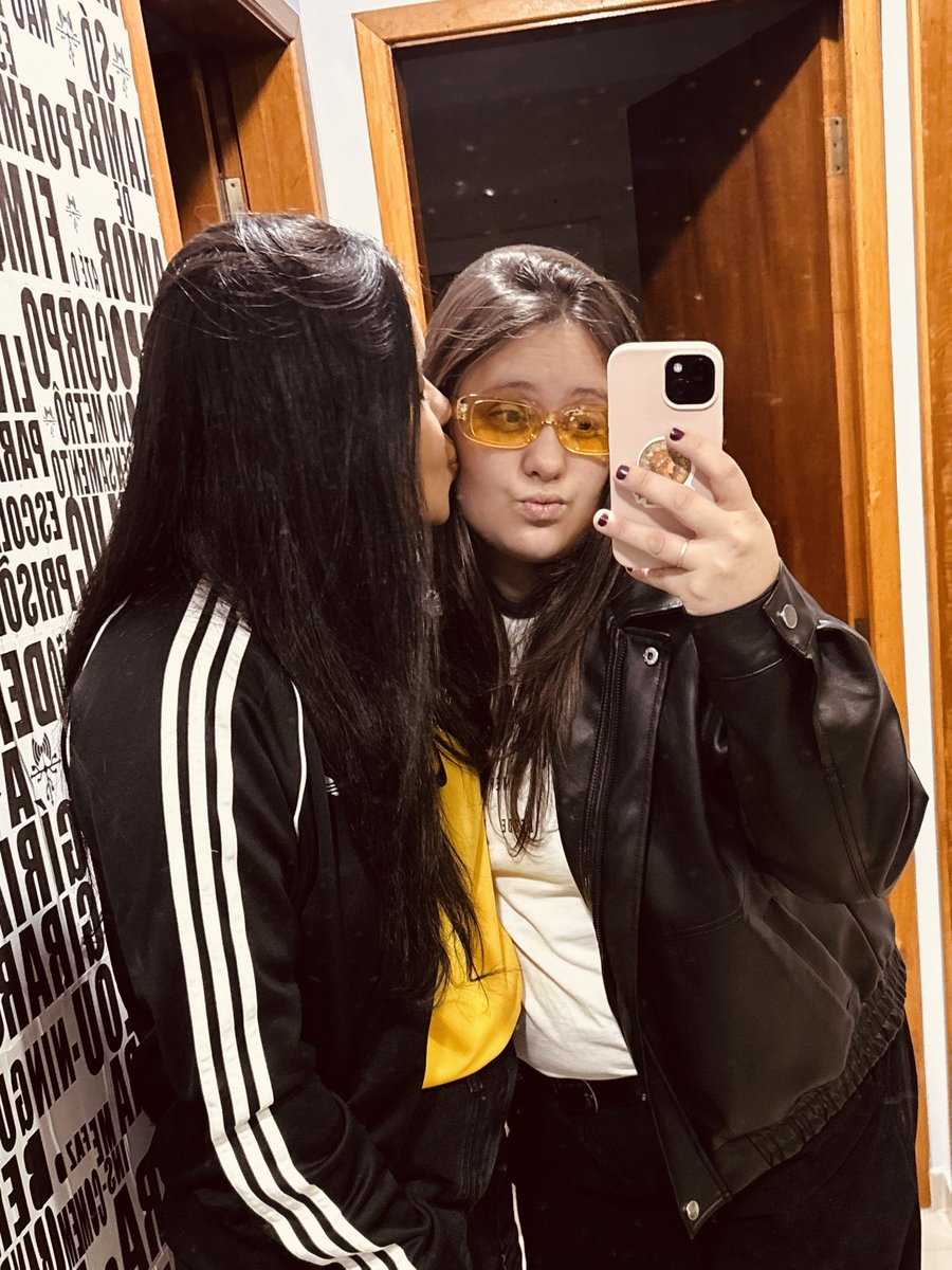 natcasb's tweet photo. eu não perdi nada 
com a mulher que eu tenho eu só ganho https://t.co/XbRKrqkJXl