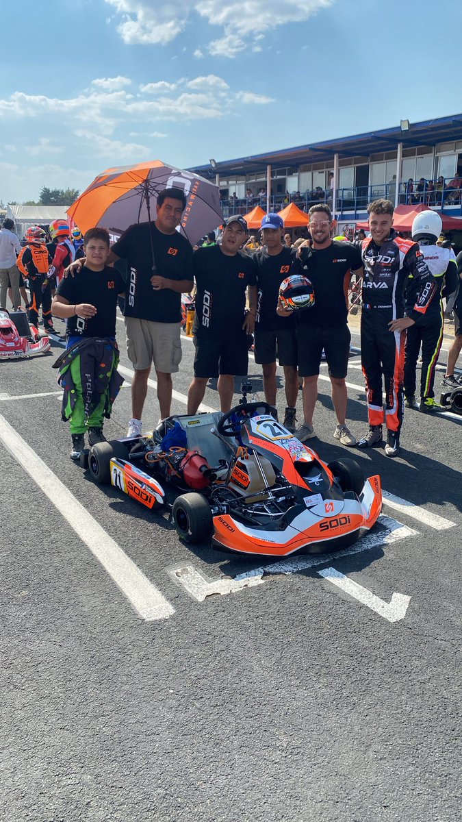 eboudrant's tweet photo. @percy_wolff Avec SODI Mexico, on a invité Emilien lors d’une manche du championnat mexicain en 2023 à Guadalajara.
Il a atomisé la concurrence.
C’est un grand pilote, très accessible et très sympa. 
Ce fut un plaisir de l’avoir avec nous. https://t.co/szg3gnvqBp