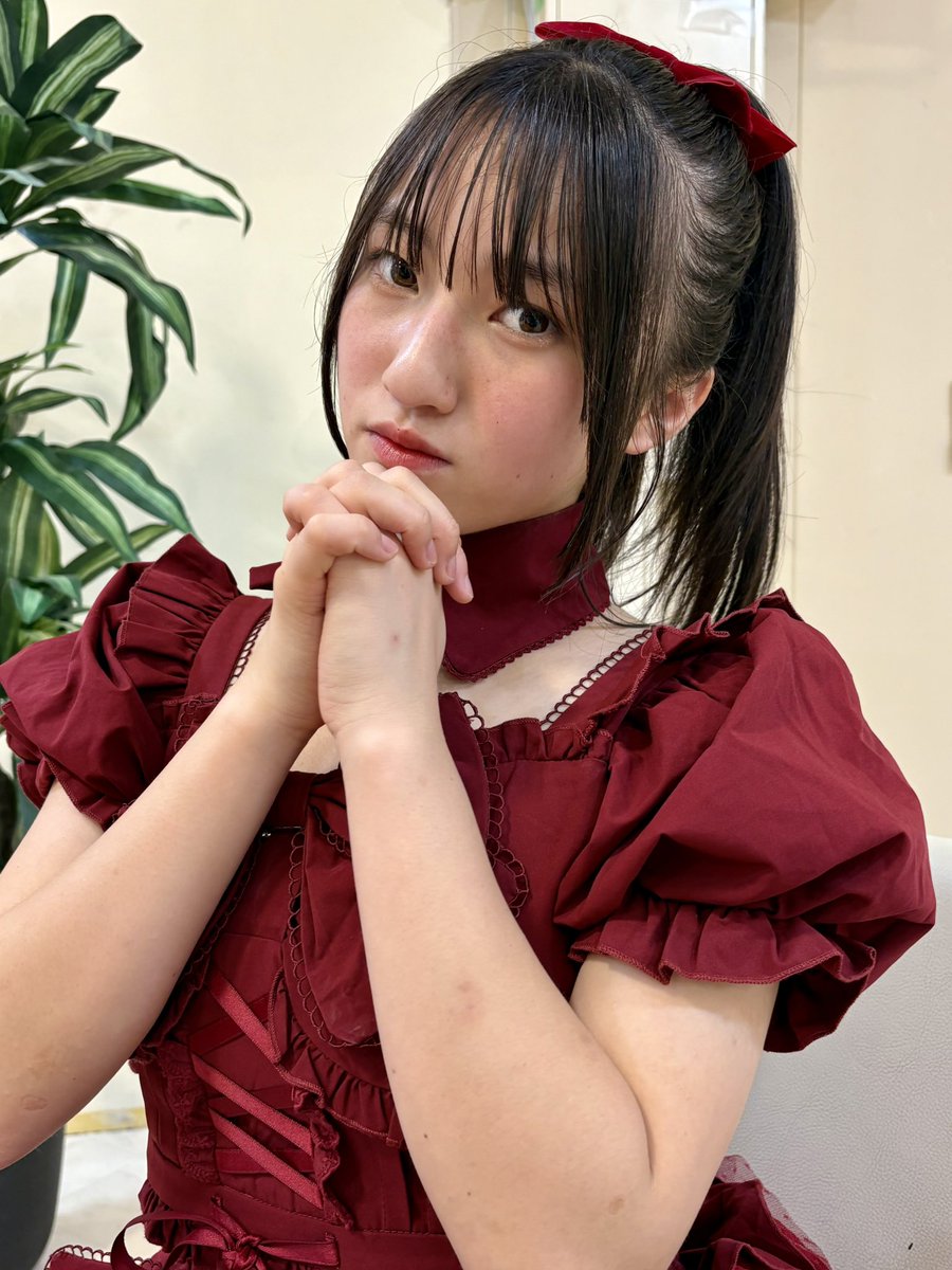 kyabetsupiman's tweet photo. 2026.6.27 イオンタウン上里

髪が随分伸びたので高めのポニーテールだそうです

神保原駅〜イオンタウン上里までのコミュニティーバス
こむぎっち がキレイなバスになってたの驚き

#あかぎ団 #かなで #かなでん #奏 #群馬県 #アイドル https://t.co/mpTpSZjn6p