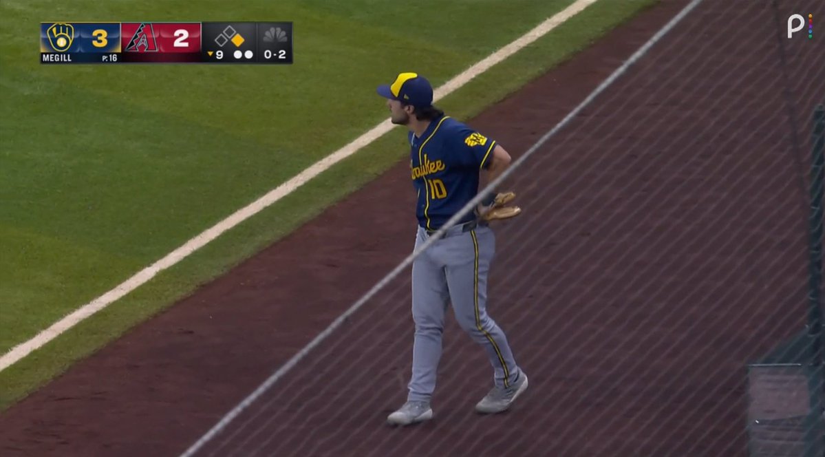 ESPNMilwaukee's tweet photo. What a catch to end it by Sal! #ThisIsMyCrew https://t.co/Pzo30lGP4D