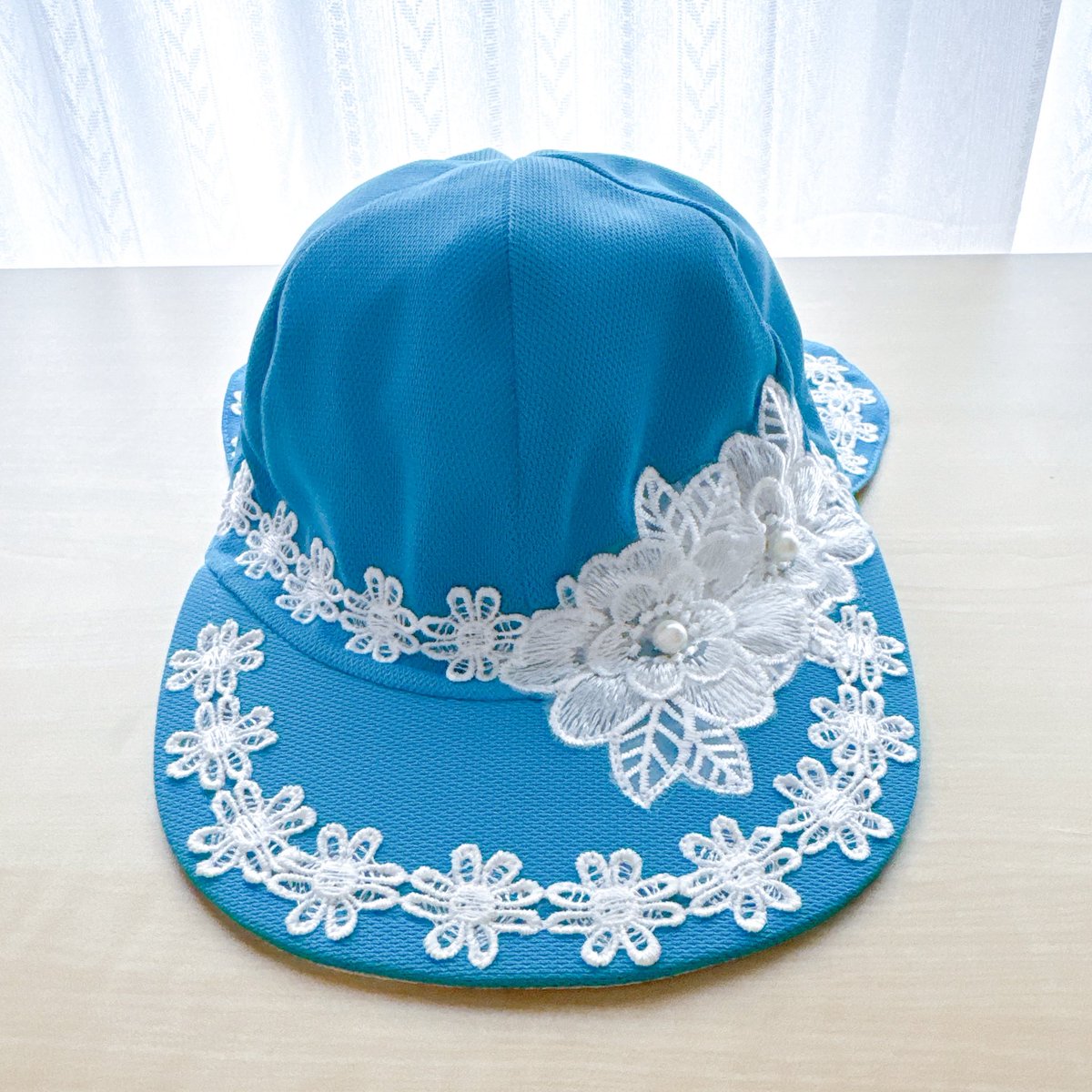 MAVERICK_tw's tweet photo. 園庭に舞い降りたプリンセス💎カラー帽子デコ🧢たのしかった🩵
 #カラー帽子 https://t.co/VRX73DgOsV