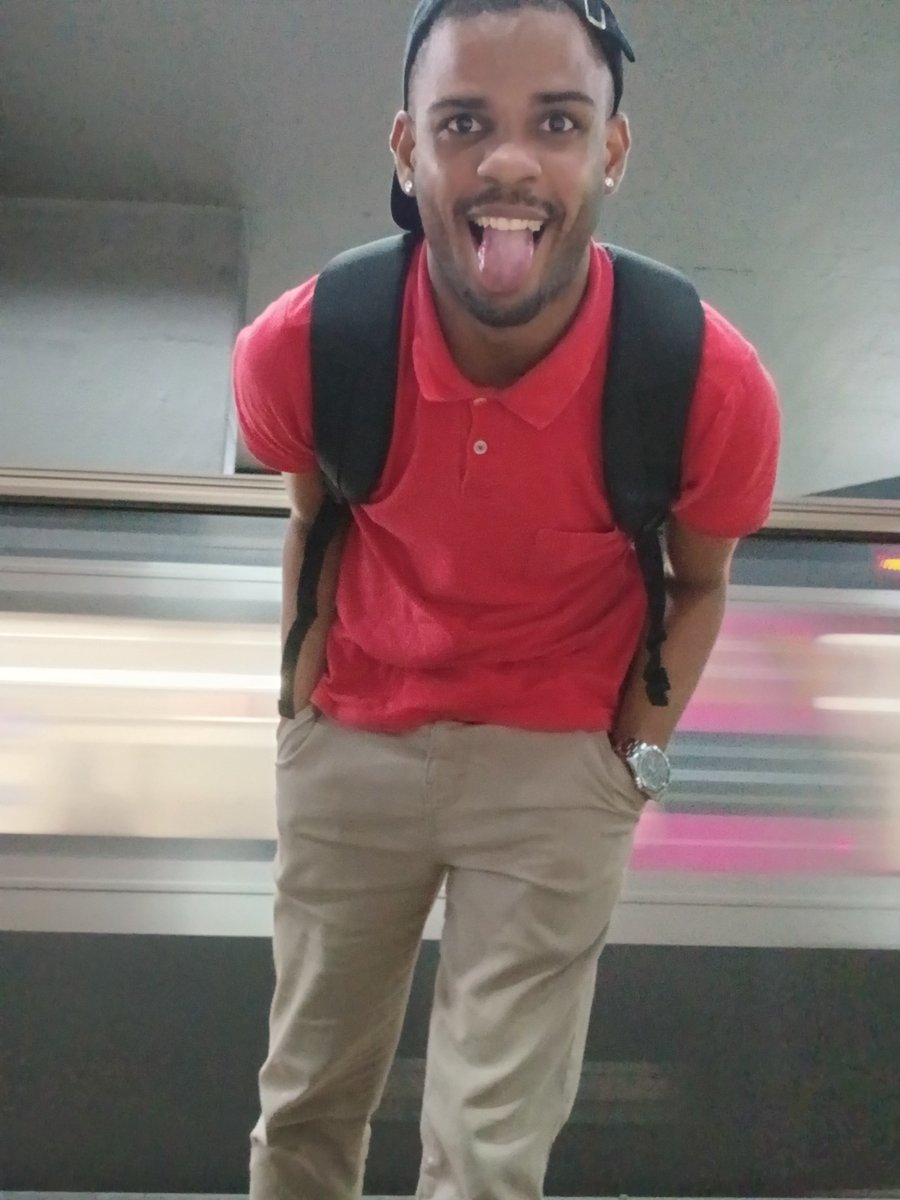 pretoosado's tweet photo. Indo pracasa puto por conto de um jogo! https://t.co/xY0oIzrlmc