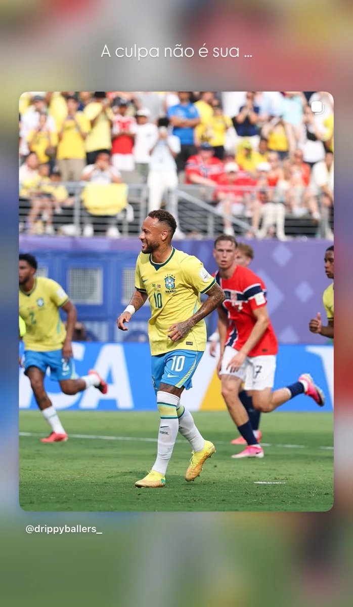luanygarbelini's tweet photo. ele não liga pra vc nem pro fut fem e você nessa relação amorosa, que vergonha, revejam seus ídolos https://t.co/yPr1tv02jw