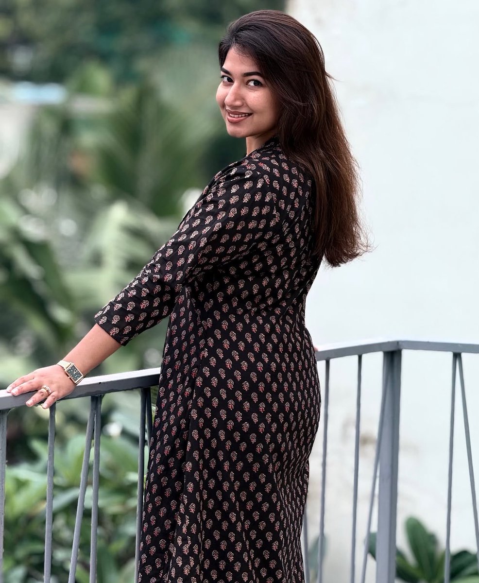 saloon_kada's tweet photo. #ParanthuPo Fame Actress #GraceAntony Transformation🤯❤️‍🔥 https://t.co/U9h4lStAd5