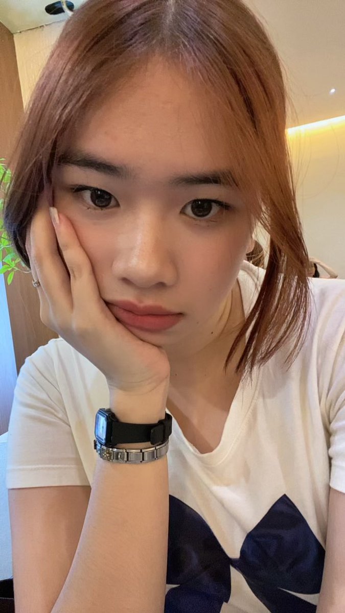 margeurith's tweet photo. kyknya aku suka pake printed shirt gini… https://t.co/Nah4er5gOF
