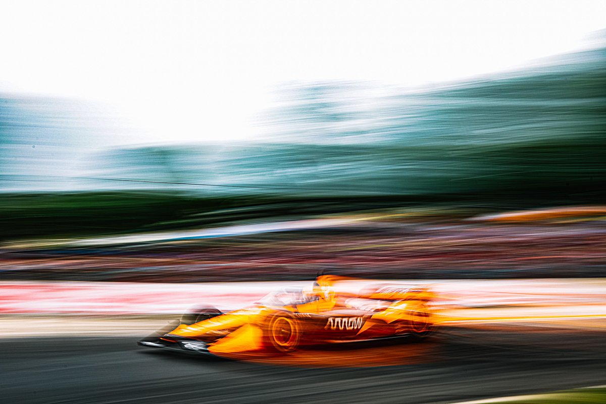 indycaraldiaweb's tweet photo. Y SI SÍ???

@PatricioOWard REGRESA A LA VICTORIA. GANA EL #Honda200 de la #IndyCar en Mid-Ohio https://t.co/mefMYtnJiM