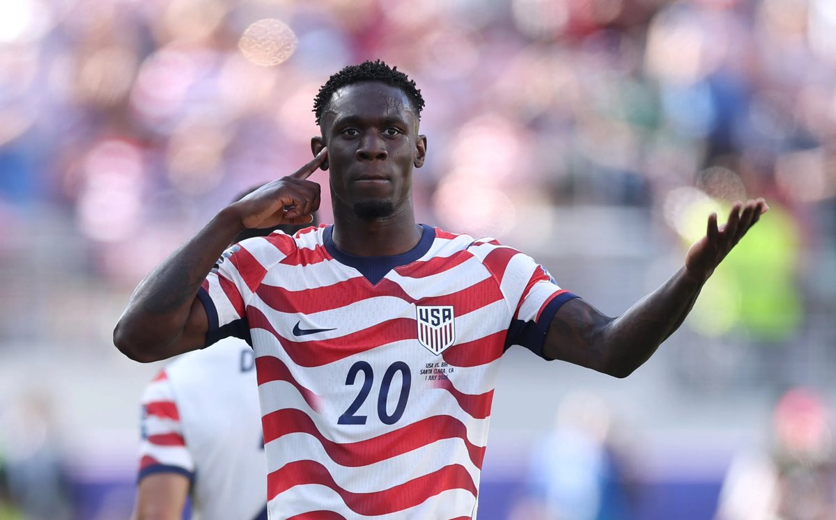 IranObserver0's tweet photo. ⚡️BREAKING: U.S. Striker Balogun is now cleared to start the Match against Belgium, as FIFA has Lifted his one-game suspension

Football pundits believe that FIFA succumbed to Pressure from the United States https://t.co/DFdwVRr9K5