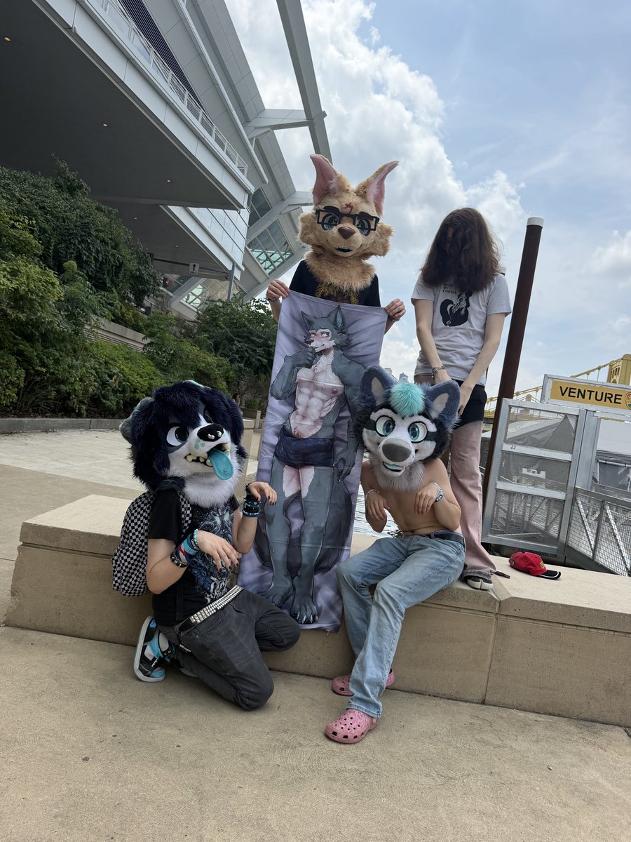 Tox1c_yeen's tweet photo. AWRF! https://t.co/22yqS1QdRH
