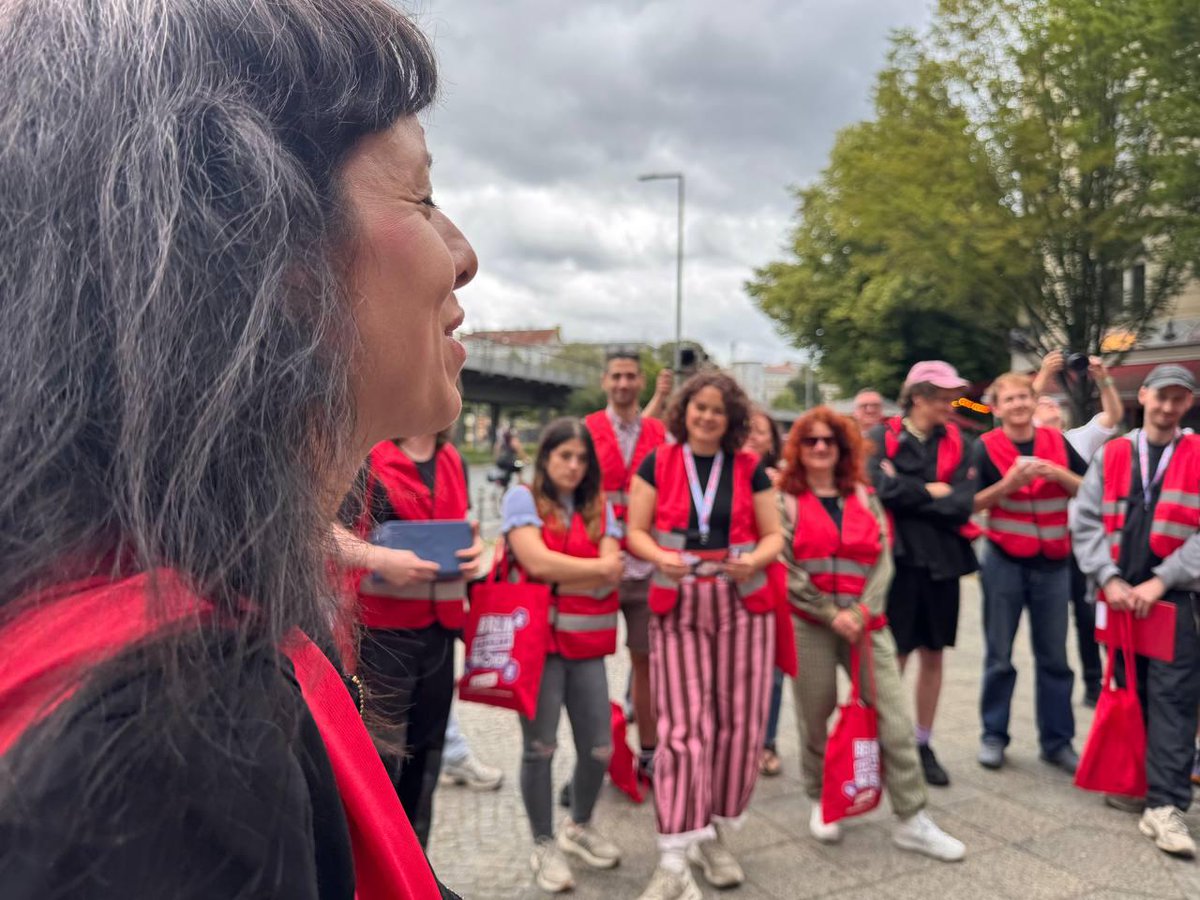 carlaogall's tweet photo. Against fraudulent rent increases, neglect, and discrimination! We are making Berlin affordable! https://t.co/4FqPNhReT9