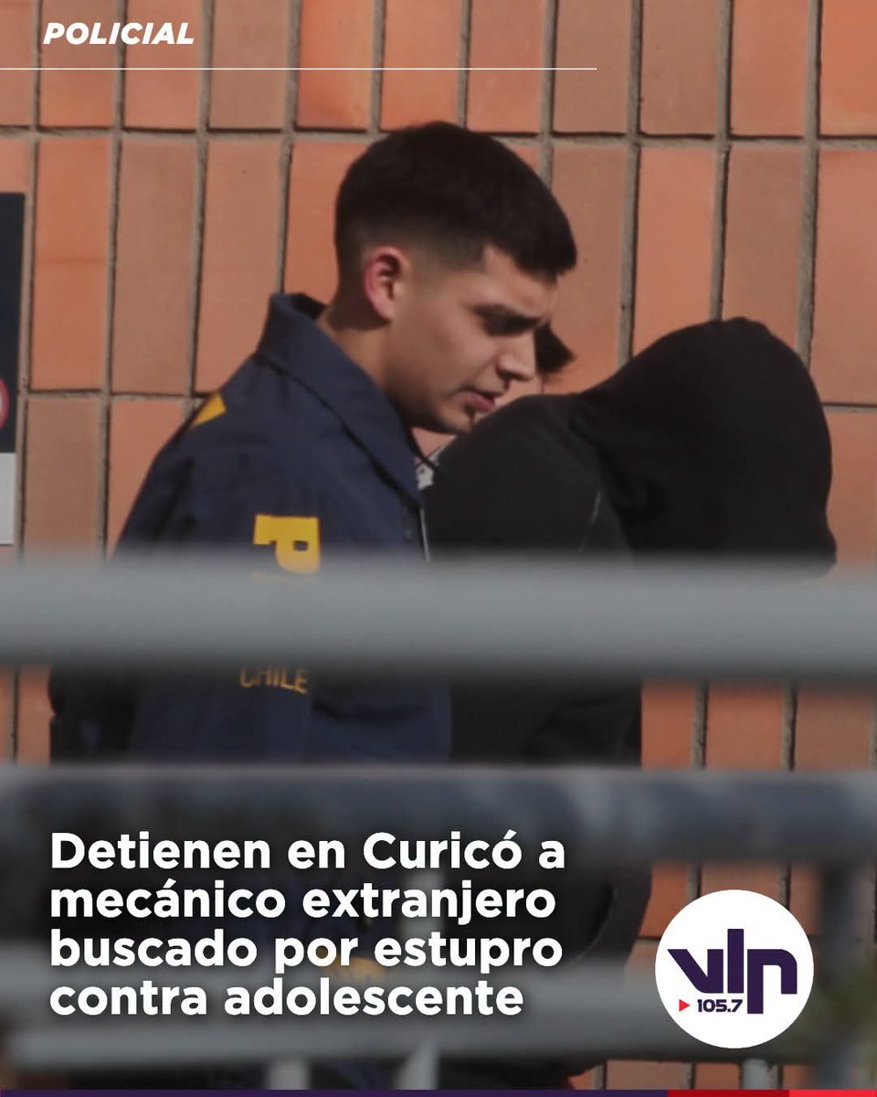 marce_amalia's tweet photo. Un mecánico de nacionalidad peruana y en situación migratoria irregular en Chile fue enviado a prisión preventiva tras ser formalizado por su presunta responsabilidad en el delito de estupro contra una adolescente de 16 años. El sujeto fue detenido en la comuna de Curicó, Región del Maule, por detectives de la Brigada Investigadora de Delitos Sexuales (Brisex) de la Policía de Investigaciones.

El hombre habría abandonado la zona de San Antonio, donde residía, luego de que la familia de la menor descubriera la relación que mantenían en secreto. La investigación se inició hace aproximadamente dos semanas, cuando la madre de la joven acudió a la PDI para denunciar que un adulto mantenía una supuesta relación de pareja con su hija. Según consignó Diario El Líder, la madre se percató de la situación al revisar el teléfono celular de la adolescente, encontrando mensajes con contenido sexual que involucraban a la menor.

Tras la denuncia, los detectives entrevistaron a la madre y a la adolescente. En su declaración, la joven reconoció mantener una relación amorosa con el mecánico, a quien conoció durante el presente año en San Antonio.