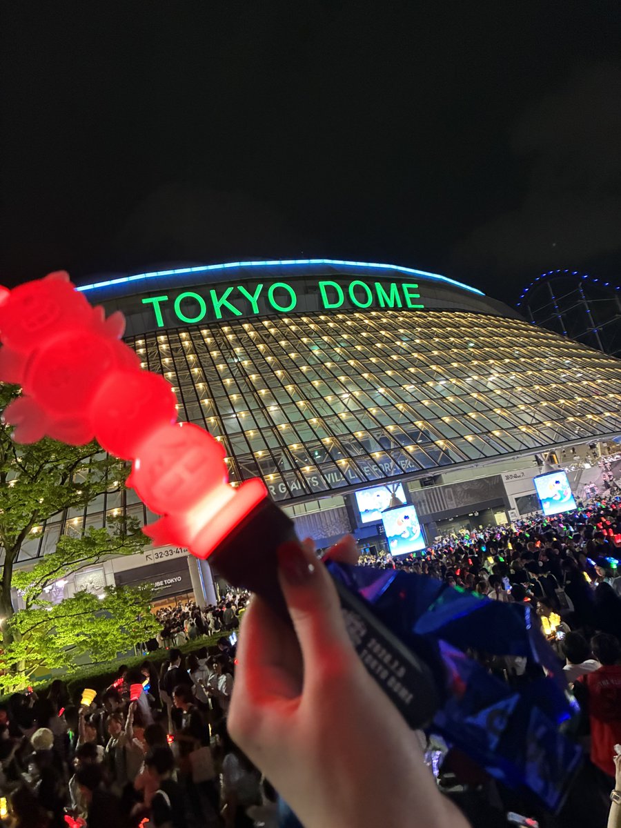 mo_ro_mo_chi's tweet photo. 参戦でした。夢のような時間でした。 https://t.co/YZOk1Lq6cK