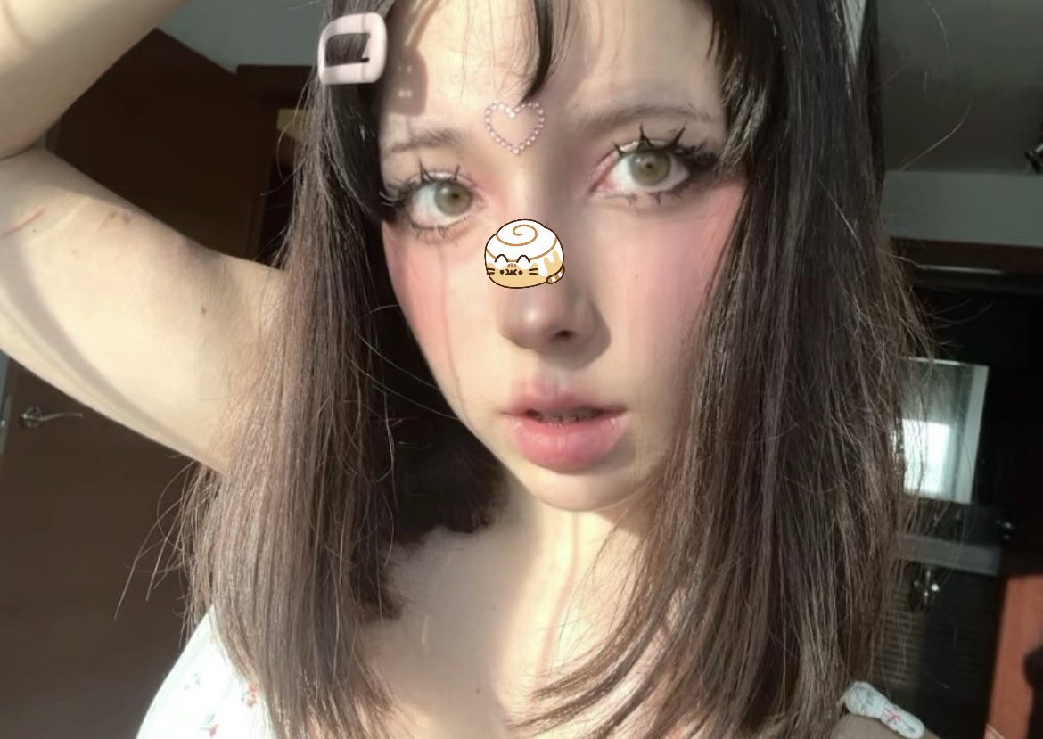 nana 🧁 tweet media