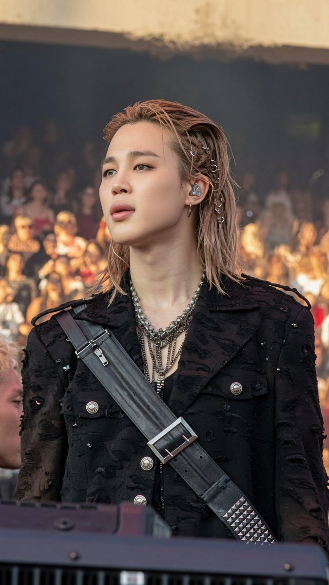 _jimnin_'s tweet photo. Insane ~🖤 https://t.co/hxPO3cHfOv