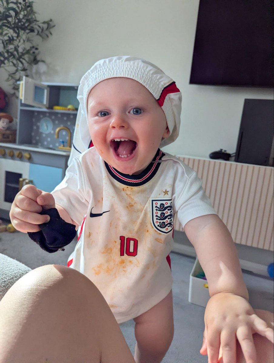 MattGrantAFC's tweet photo. #ssnthreelions https://t.co/Au3xcAy8dh