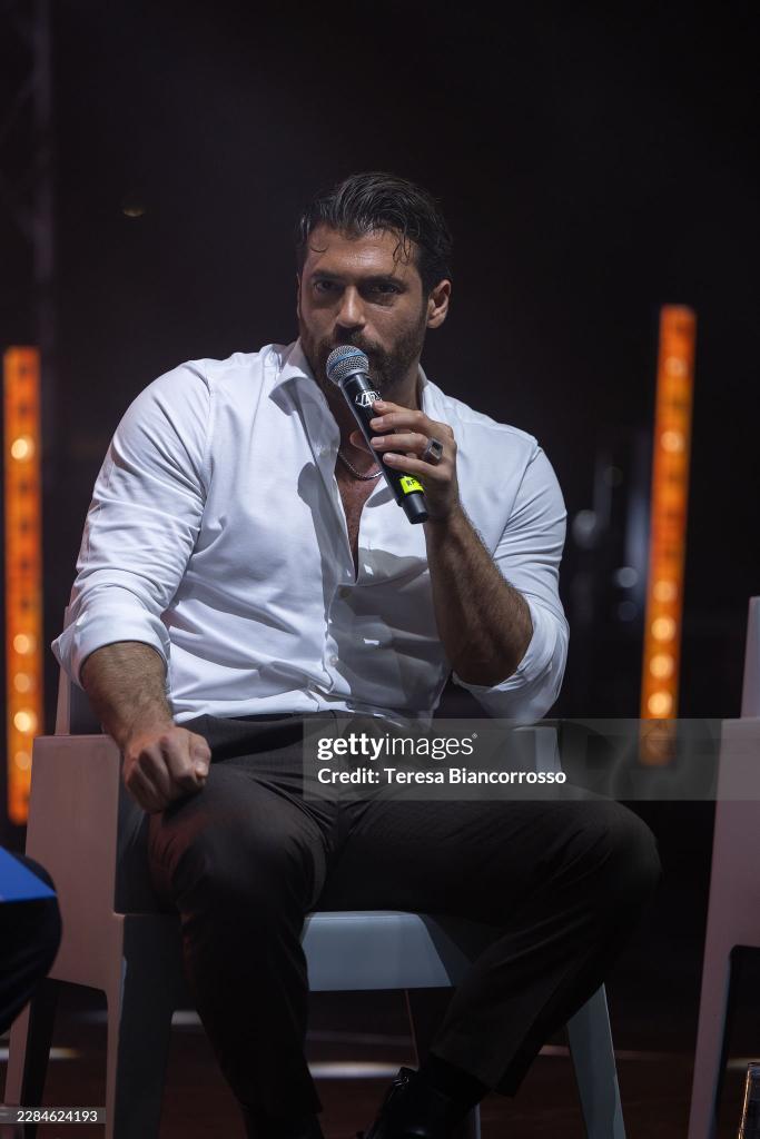 YamanManiaPl's tweet photo. 📸 Website | Getty Images

 SALERNO, ITALY - JULY 02,2026 : Can Yaman attends the Outdoor Film Festival 2026.
 (Photo by Teresa Biancorrosso/Getty Images

#OutdoorFilmFestival
#CanYaman https://t.co/iYLsJGGvrz