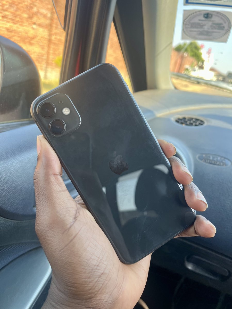 KondwaniKayira's tweet photo. Twitter Gang please help me sell this one 👇

iPhone 11
128GB
87% Battery Health
Face ID ✅
True Tone ✅
No parts replacements 

Mk 949,000 only
0995661489 https://t.co/LstYXPBfGd