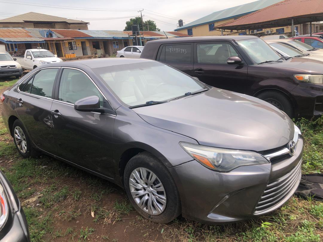 Timmyhandsome01's tweet photo. Foreign used Toyota Camry 2016 available for sale. Price: 15 Million Naira. Location, Ibadan. DM for Business.

#cars #Toyota #carsale #automobile #camry #fifiaworldcup https://t.co/kJz1vSLSAM