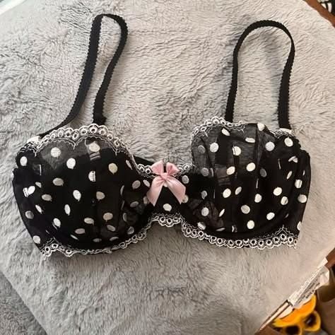 swytdreams's tweet photo. i like you lots, polka dots. https://t.co/F0Auklku5P