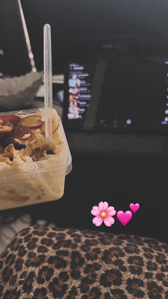 Bloseptnew's tweet photo. RANDOMS 🌸💕 https://t.co/fffE8bJ9Pl