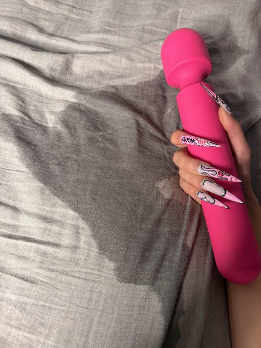 nikidontknow's tweet photo. Oops I wet the bed again daddy 🥺💦 #slut #nsfwtwtًً #anal #badgirl https://t.co/W3dEzrFg1X