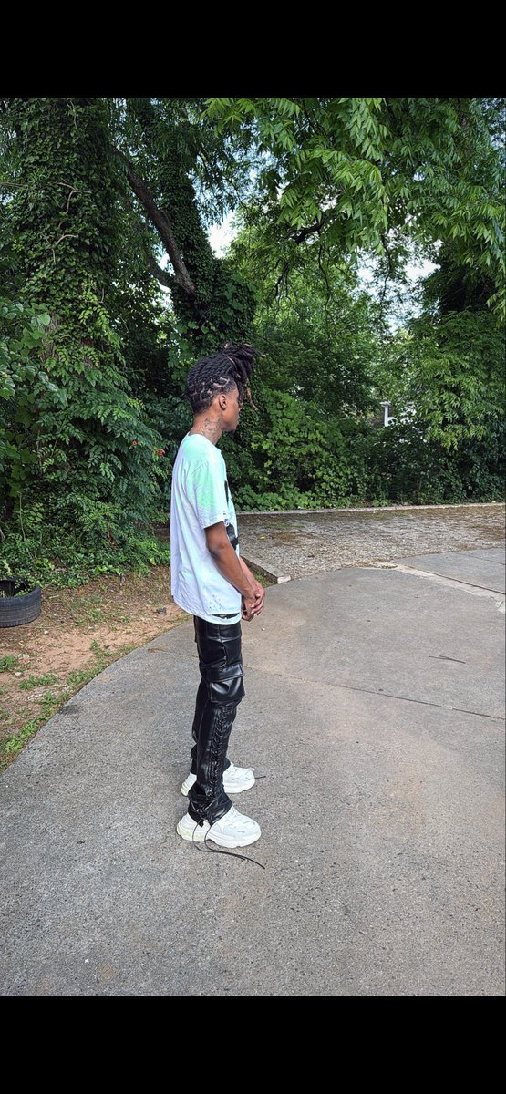 JaveyJay's tweet photo. I ain’t update yall inna minute https://t.co/hQtYEmEs8A