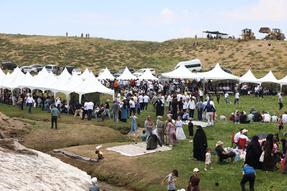 mikailkovalar's tweet photo. Zıkte Sürkap Platformu’nun düzenlediği #ÇotlaFestivali’ne katılarak anlamlı ve güzel bir güne tanıklık ettik.

Bu güzel organizasyonun gerçekleşmesinde emeği geçen herkese ve katılım sağlayarak festivale değer katan tüm misafirlere teşekkür ediyorum. https://t.co/wkPwoGX0LB