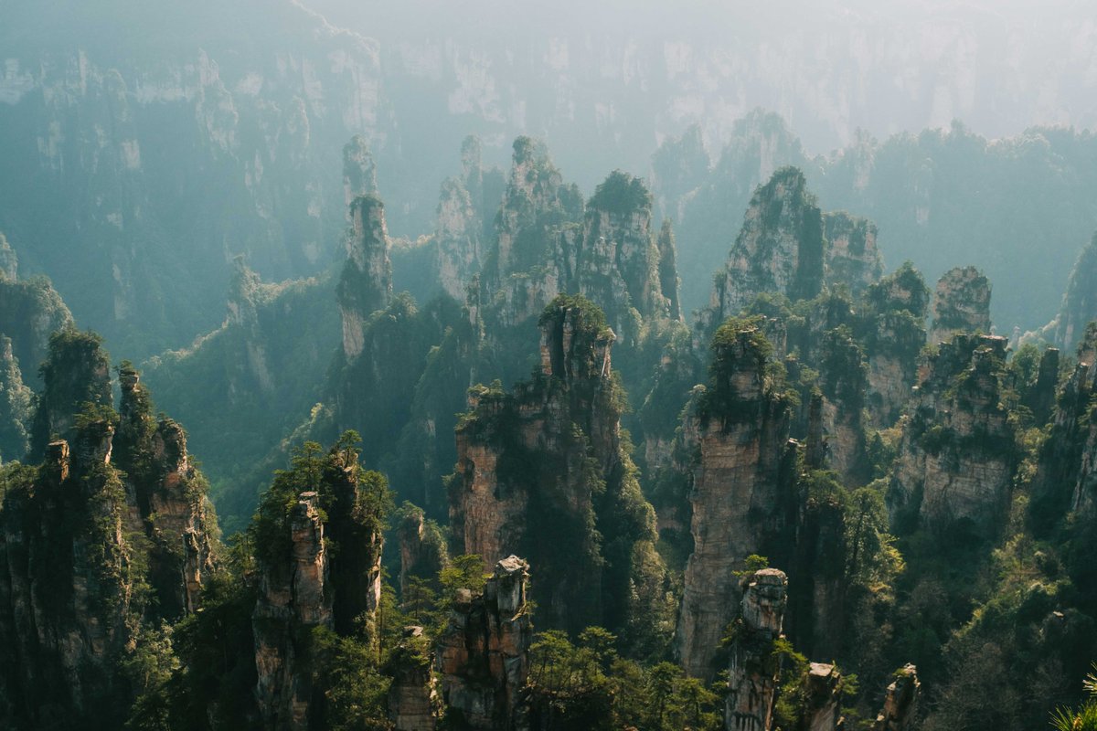 picsonthestreet's tweet photo. Avatar mountains through my lens https://t.co/MdRzJhktlK