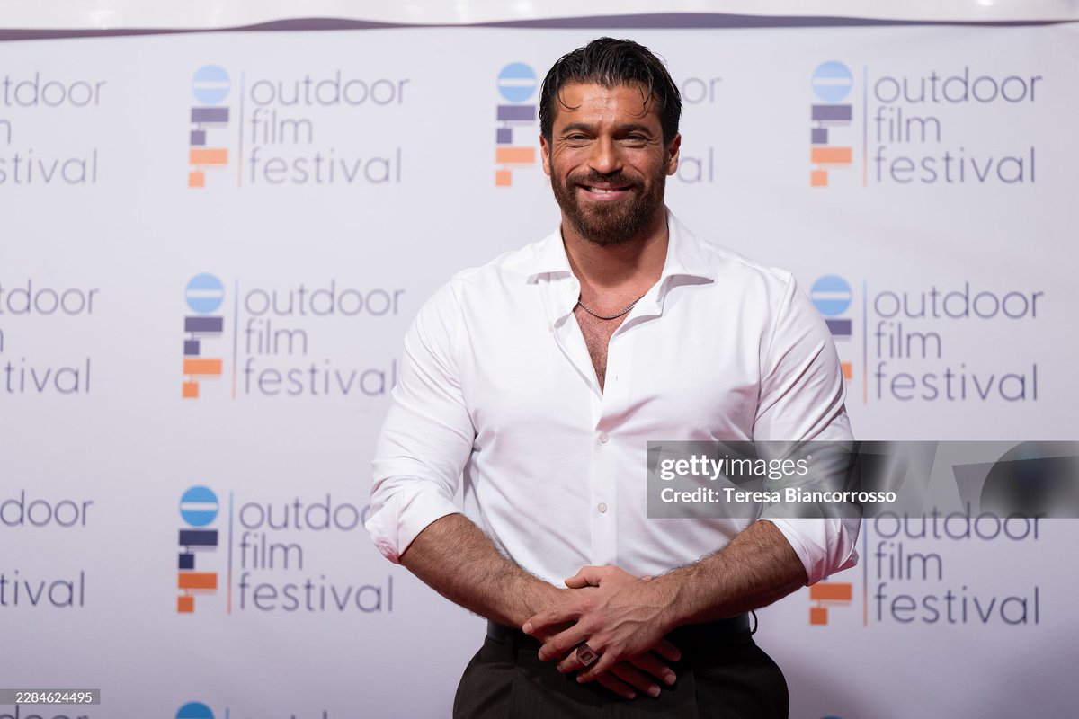 YamanManiaPl's tweet photo. 📸 Website | Getty Images

 SALERNO, ITALY - JULY 02,2026 : Can Yaman attends the Outdoor Film Festival 2026.
 (Photo by Teresa Biancorrosso/Getty Images

#OutdoorFilmFestival
#CanYaman https://t.co/mxCpDYEPPJ