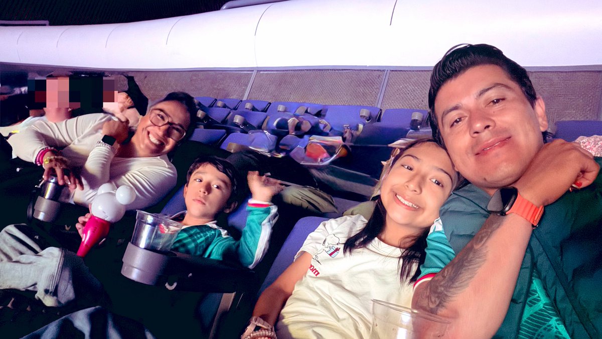 YoSoyRamos's tweet photo. #DisneyOnIce https://t.co/F3EBRnbbbs
