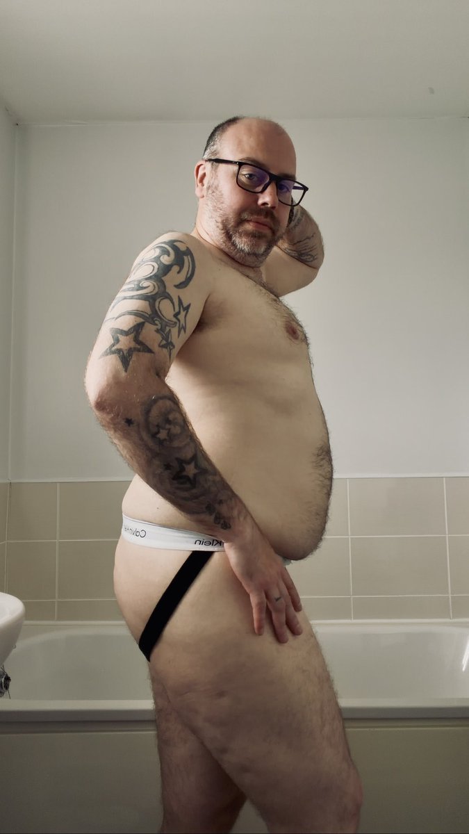 AlphasPrincessX's tweet photo. Itβs so hard picking just 4 outfits for holidays π€
Hopefully I picked the best ones, what do you think? Comment below π
Do these show off my best assets π
#gaybear #happy #feelingconfident #beyou #gaytwitter #chubby #gaybottom #beardedguy #bodybeautiful #juicybum #peachyass #chasers #underwear #calvinklein #gayuk #gaynortheast #jockstrap #harness #DILF