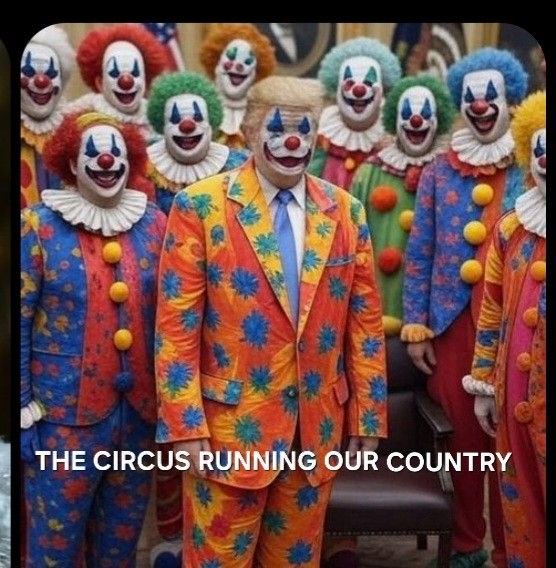 navahochick56's tweet photo. @sarrah_bellus 🎇🤡🎆🤡🎇...is this how IT 🤡 shows US 🗽🇺🇸⚖️🦅 how much IT hates those who "do wrong" to IT?? Looking nuclear👀ish!! & IT squeals 🐽!! #NOfireworks #trumpisaPig 🎇🤡🎆!! https://t.co/289XSSH3C1