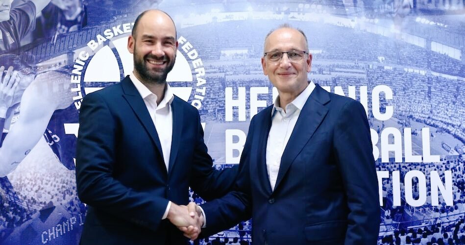 Crash_cfu's tweet photo. Είναι διεφθαρμένοι &amp; τους αξίζει.
Με νοοτροπίες που αφορούν παράνομες διαδικασίες.
Διέλυσαν το ελληνικό πρωτάθλημα, η αναξιοπιστία του έχει γίνει διεθνές θέμα &amp; τώρα κάνουν ρεζίλι &amp; την Εθνική.

ΑΡΔ γράψτε για τις αντιδράσεις του Αταμάν 🤘🏼

Έχει &amp; πιο χαμηλά Λιόλιο 🤡
#paobc https://t.co/oTJRKWpmqV