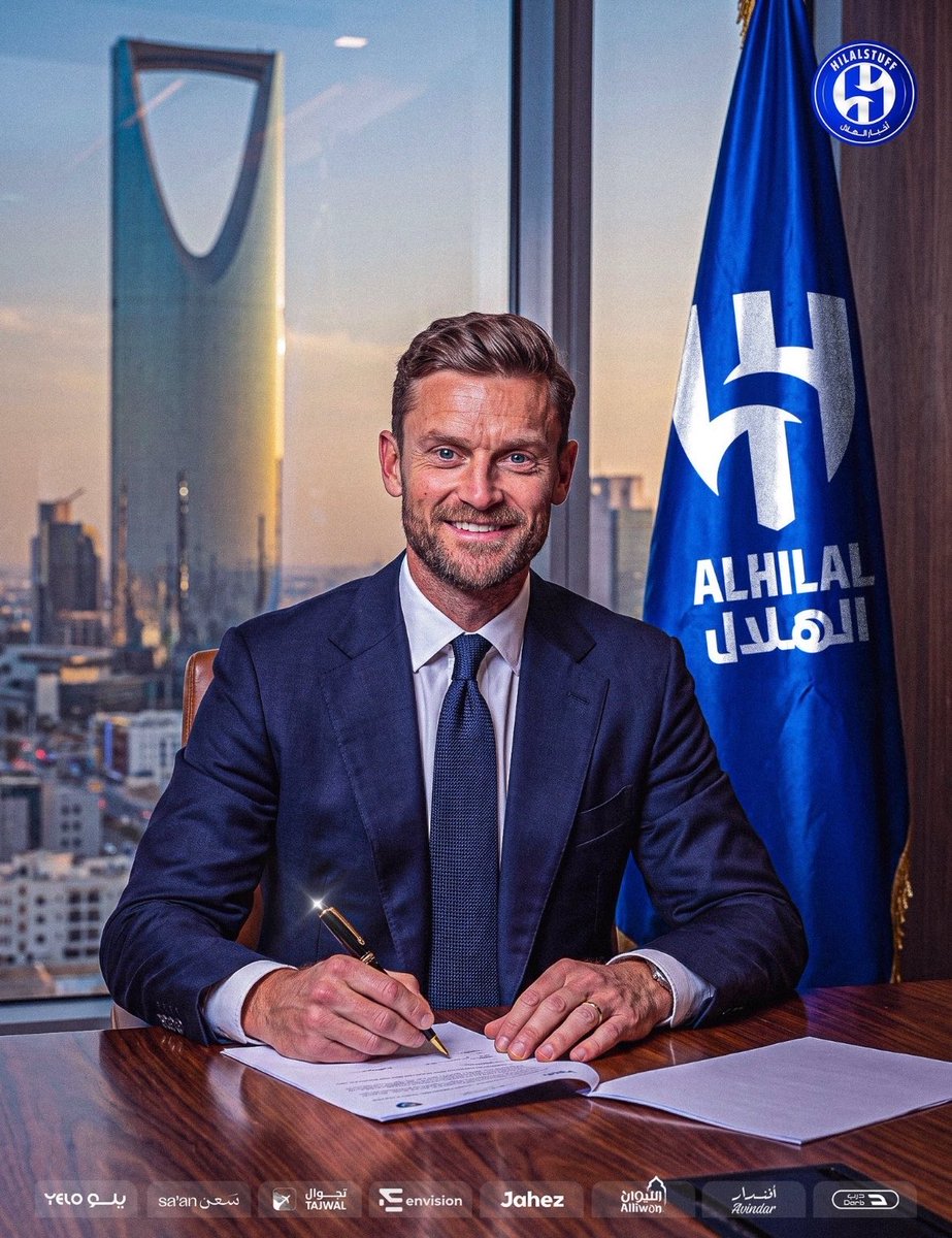 _stmjr's tweet photo. اول شيء انتظره منه تأديب انزاغي ونشوفه يغير اسلوبه 
ابي هلال هجومي مرعب غير كذا ماتغير شيء بالهلال https://t.co/wZP8Oz8a1x