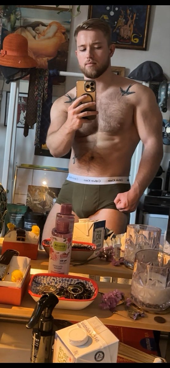TheGeneticAlpha's tweet photo. Your under Control because I am your weakness😈💪🏼 Send and get my attention that you need➡️ https://t.co/aXVPYScJdW
#findom #cashmaster #paypig https://t.co/Ol7bB1uj1O