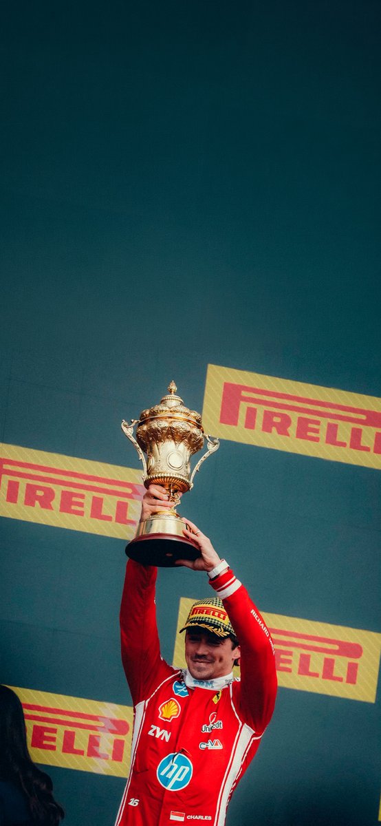 JuampiDesigns's tweet photo. #Wallpapers 📱
 └📂 #Formula1 
      └📂 #BritishGP 🇬🇧
            └📂 Charles Leclerc 🇲🇨 https://t.co/YkpUAtaA2m