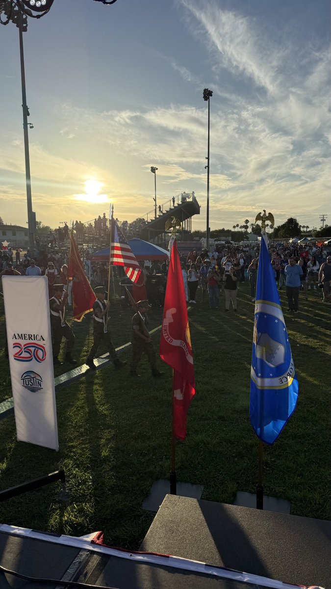RepYoungKim's tweet photo. Proud to celebrate the red, white, &amp; blue in Tustin! 

THIS is the American Dream, &amp; I 'll spend each day in Congress working to keep it alive for our kids &amp; grandkids. 🇺🇸 https://t.co/NonDMRK0NP