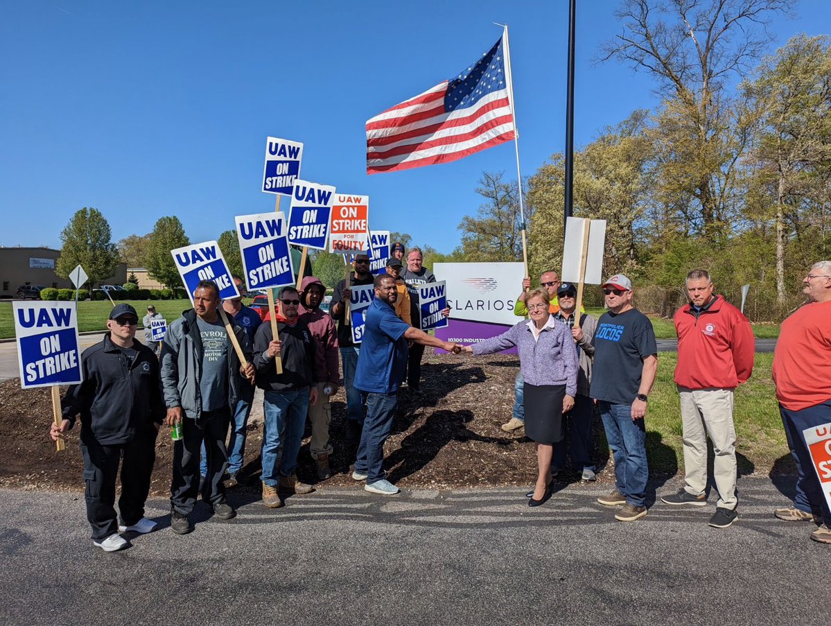 Rep. Marcy Kaptur tweet media