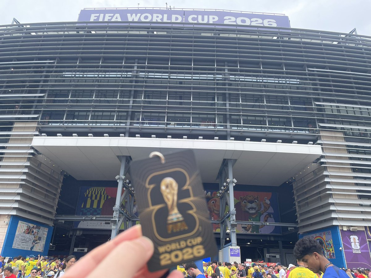 Tepstar201's tweet photo. NYNJスタジアムに到着しました！
#FIFAWorldCup #BRANOR https://t.co/bK8QkIaN7F