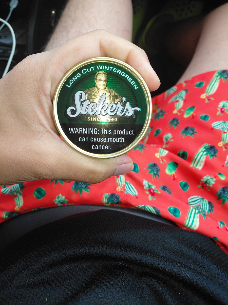 LustBoyX23's tweet photo. Learn about this with my buddy in Rehab (sober) and after 5 years I'm doing it again. My escape. #stokersdip #tobacco #dip https://t.co/Dv392IBrrQ