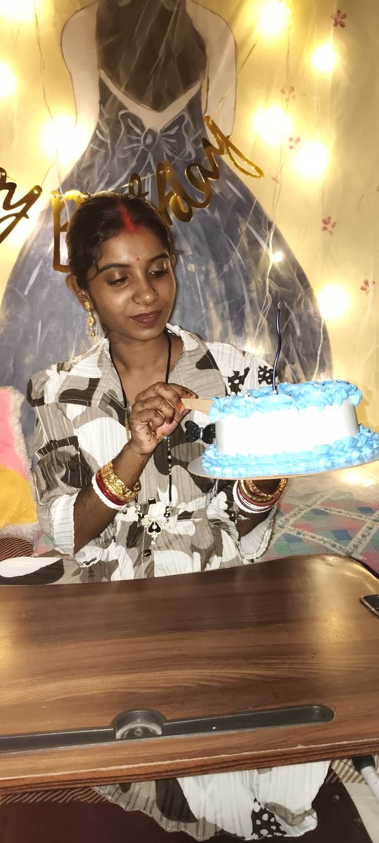SusmaDas9's tweet photo. Happy Birthday 🥳🎂🥰🤗 https://t.co/mCIyxD81nB