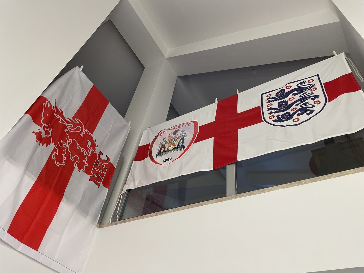DycheNichols's tweet photo. Stay up or Wake up? @England just had a 4 hour sleep, ready now for @CBF_Futebol v Norway,  then power on through for England. 🏴󠁧󠁢󠁥󠁮󠁧󠁿⚽️🏆🍻C’mon England @Boro and @BarnsleyFC fans living here in Malaga. https://t.co/WgxflCbU2x