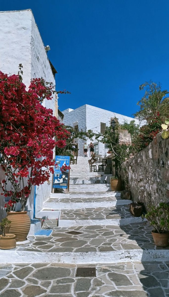 echoesofworld's tweet photo. summer in Greece https://t.co/Hb0hgqpheX