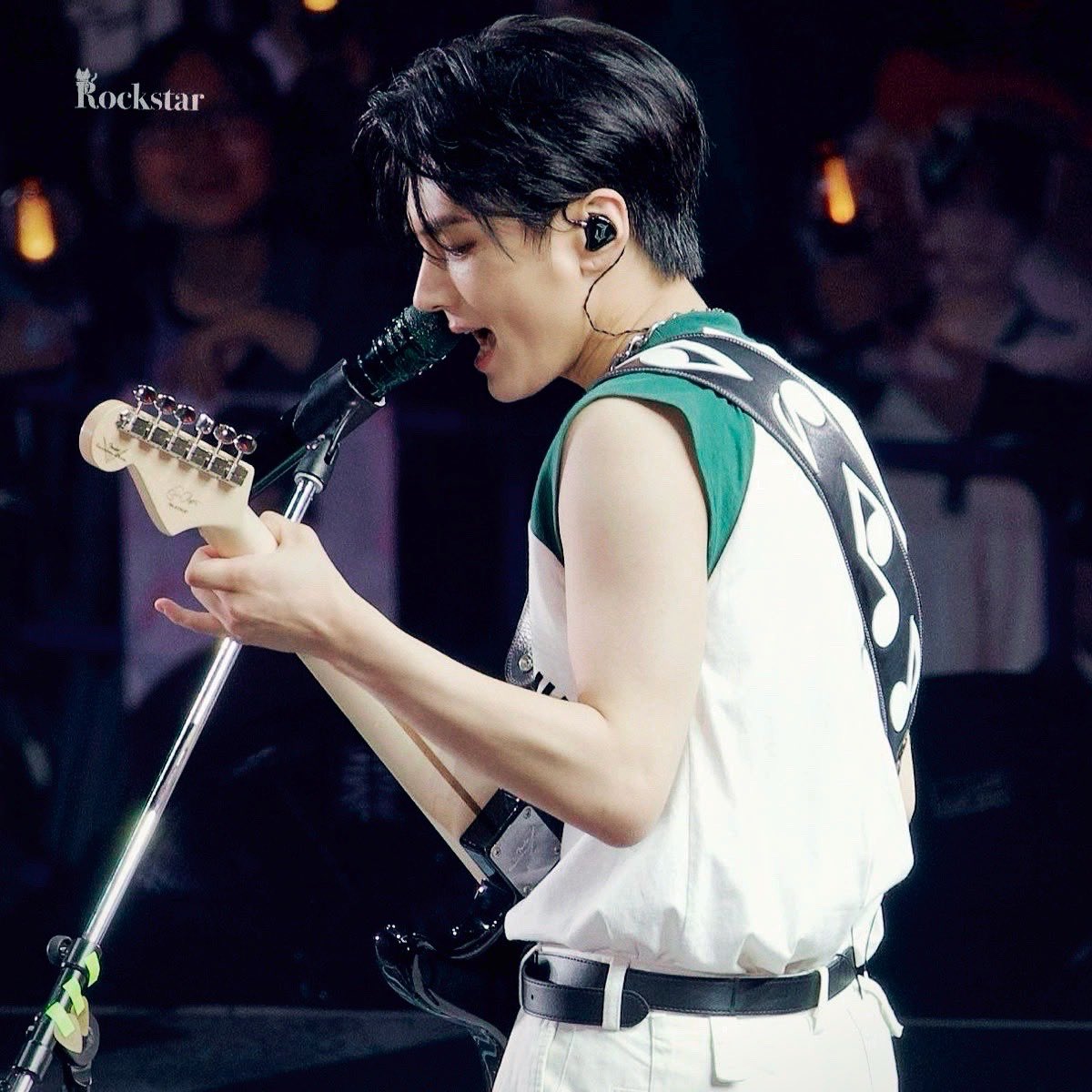 mycherryjay's tweet photo. ㅠ_ㅠ he’s so beautiful 🖤🖤 my rockstar forever https://t.co/bYbb3kpx1D