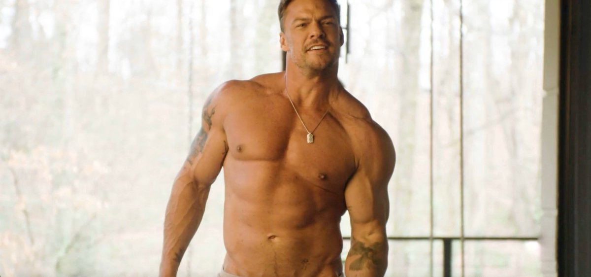 alanritchsonhq's tweet photo. https://t.co/1rilkZl3ty