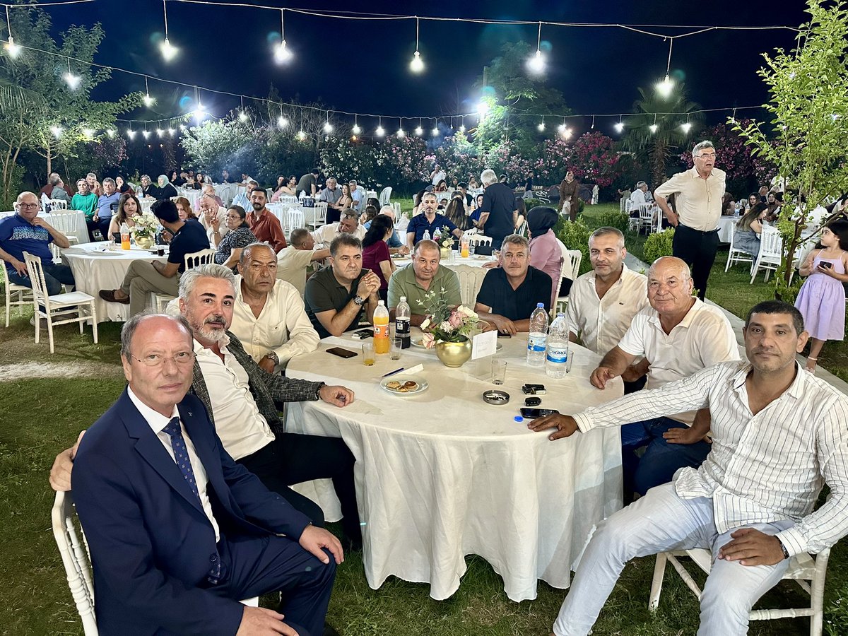 denizkaratas07's tweet photo. Antalya Yörükler Der. Başkanı Abdullah DUMAN'ın kıymetli evladı Kübra ile Burak Korkmaz çiftimizin düğün merasimine, 

Döşemealtı Belediye Başkanı Sn Menderes DAL, Başkan Yrd.Ö. Kıvrak,Meclis Üyeleri ve önceki dönem İL Emniyet müdürlerimiz ve E.Aksu ilçe Bşk ile katılarak bu anlamlı günlerinde mutluluklarına ortak olduk.
Ardından 

📍 Yeşilkaraman’dan Esra & Bekir DİKMEN çiftimizin düğün merasimine katıldık.
Genç kardeşlerimize bir ömür mutluluklar diledik.

Hayatlarını birleştiren tüm çiftlerimizi gönülden tebrik ediyor, birlik ve beraberliklerinin daim olmasını diliyoruz…

#Antalya #Yörükler #Düğün #BirlikBeraberlik @ADuman95