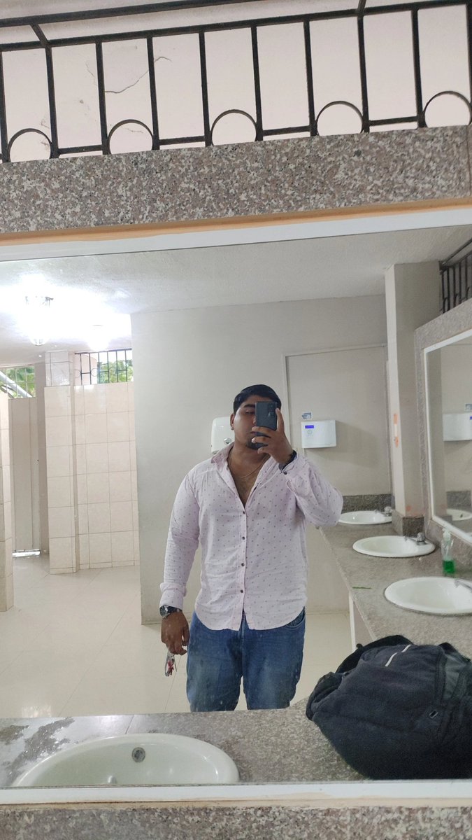ElCesar1n's tweet photo. Ahora tengo toda la pinta de padre de familia. https://t.co/4LcZuMRqKz