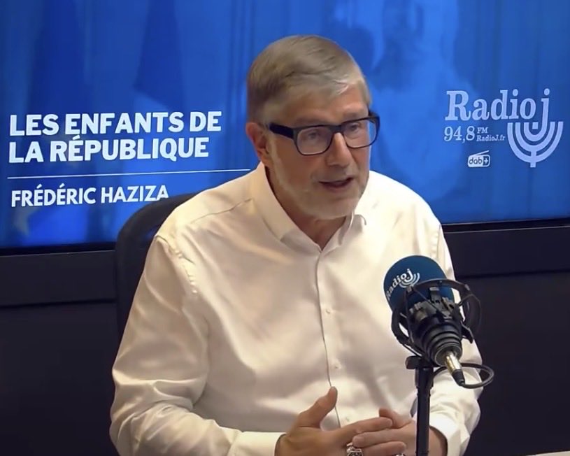 Brevesdepresse's tweet photo. ⚡️🇫🇷FLASH - Invité sur la radio communautaire Radio J, le journaliste de #Libération Jean #Quatremer affirme que la France insoumise est un parti « d’extrême droite », un parti « plus dangereux que le Rassemblement national » et que #LFI est « le 1er parti antisémite de France ». https://t.co/YI8eWEweQ8