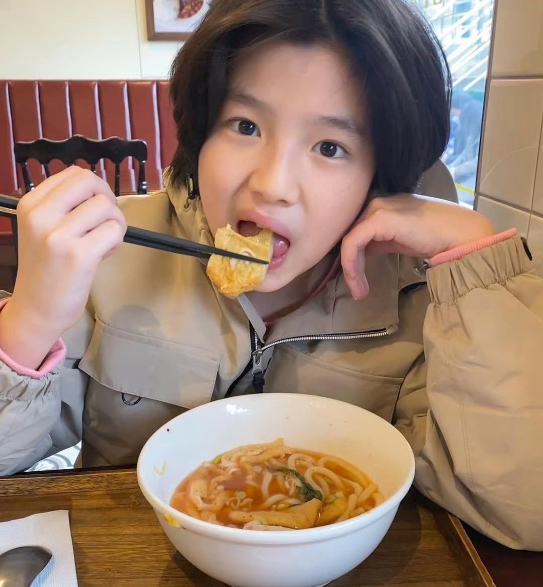 eomakaze's tweet photo. 애기야 ㅠㅠ https://t.co/EJ4mwgtJPZ