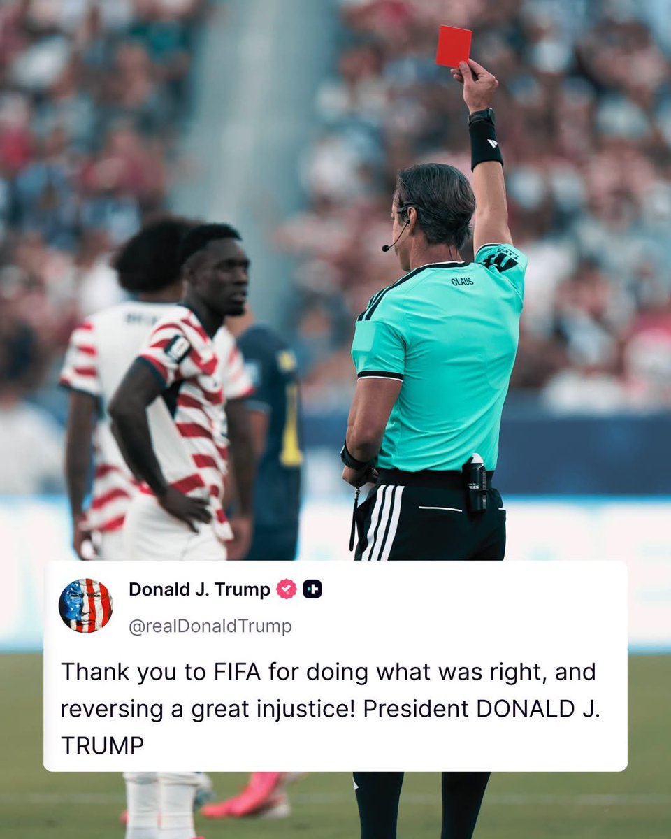 anandanepali99's tweet photo. Serious question: When he gets a red card, he still controls the game. Could any other red-carded player realistically play football like him, or is this a unique talent that belongs to him alone? What do you think? https://t.co/P0vvGMaog7